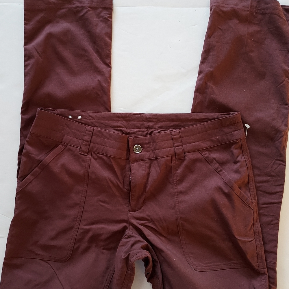 NEW Ladies Columbia Athletic Pants Burgandy Size 10 Long